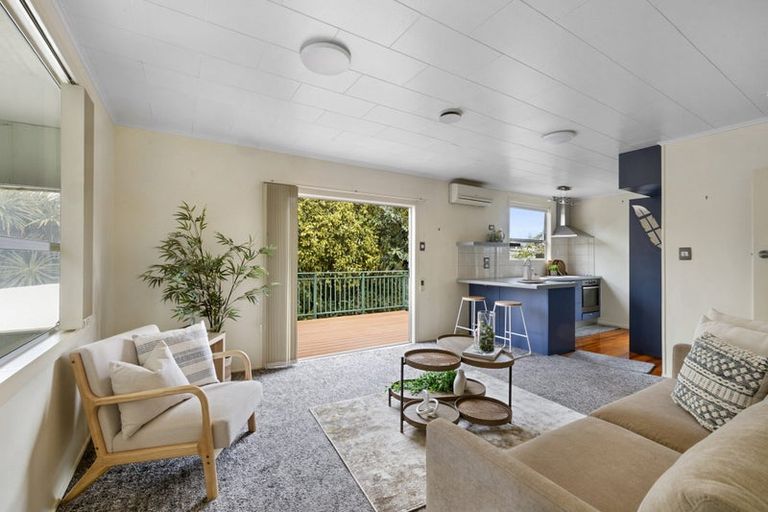 Photo of property in 2/31 Maratahu Street, Westown, New Plymouth, 4310