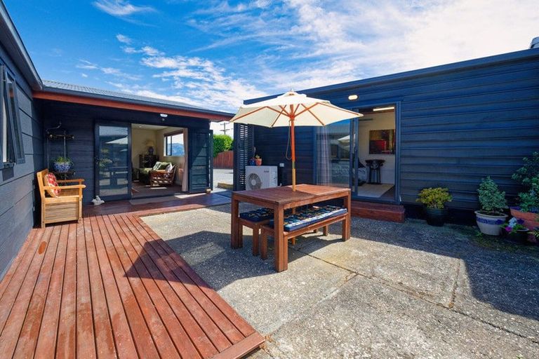 Photo of property in 67 South Bay Parade, South Bay, Kaikoura, 7300