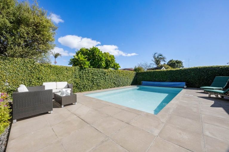 Photo of property in 19 Coronation Avenue, Pukekohe, 2120