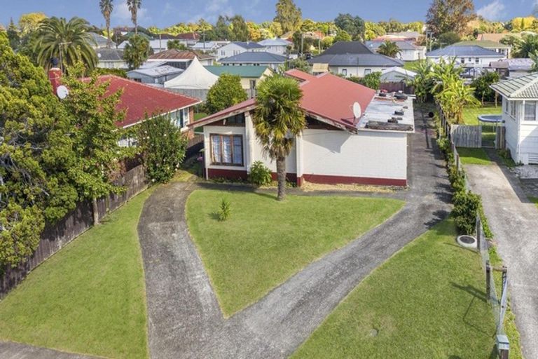 Photo of property in 227 Bairds Road, Otara, Auckland, 2023