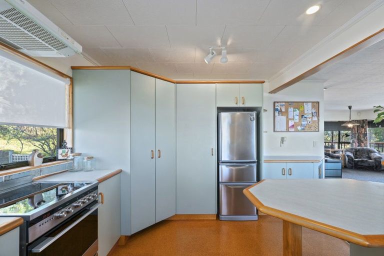 Photo of property in 13 Cherry Lane, Acacia Bay, Taupo, 3330