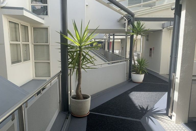 Photo of property in Sirocco Apartments, 806/8 Church Street, Wellington Central, Wellington, 6011