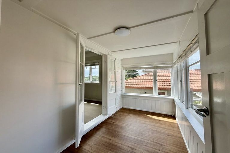 Photo of property in 39 Roys Road, Weymouth, Auckland, 2103