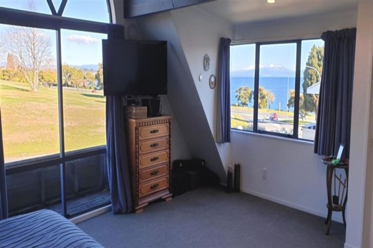 Photo of property in 8 Taharepa Road, Hilltop, Taupo, 3330