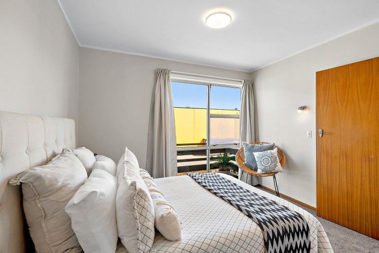 Photo of property in 2/16 Ross Street, Kilbirnie, Wellington, 6022