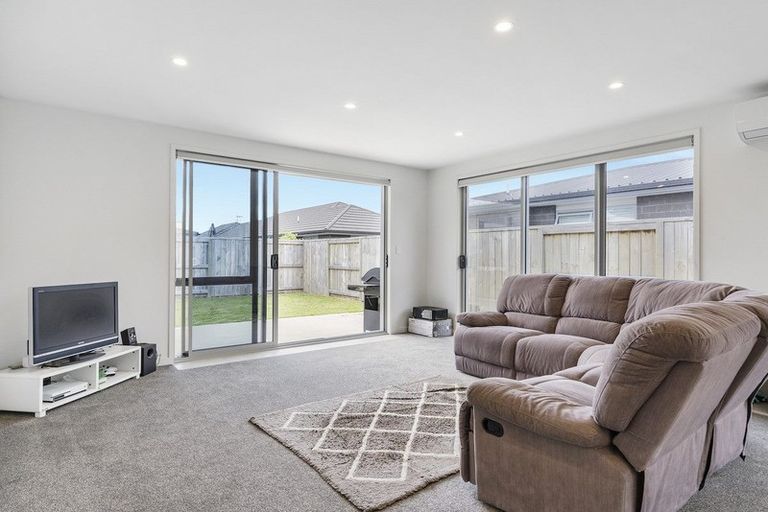 Photo of property in 79 Te Wharo Drive, Papamoa, 3118