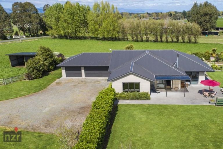 Photo of property in 135 Hansens Line, Newbury, Palmerston North, 4475