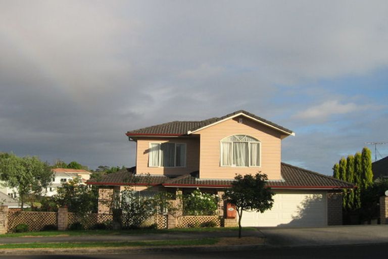 Photo of property in 61 Velma Road, Hillcrest, Auckland, 0627