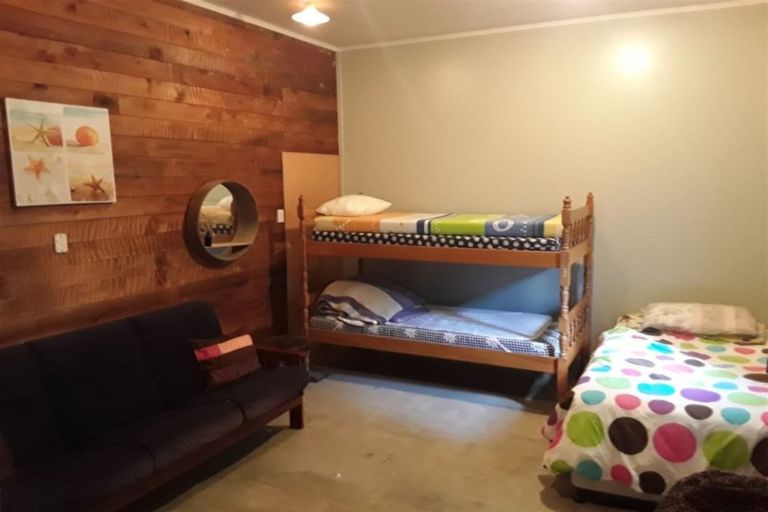 Photo of property in 128a Achilles Avenue, Whangamata, 3620