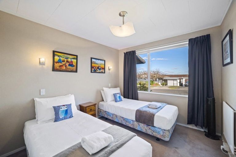 Photo of property in 11a Kinder Street, Acacia Bay, Taupo, 3330