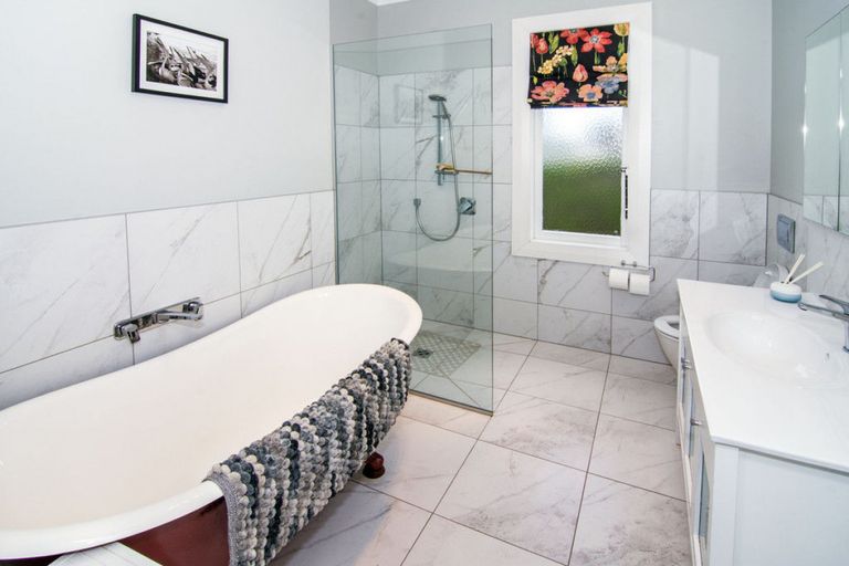 Photo of property in 24 Albert Street, Masterton, 5810