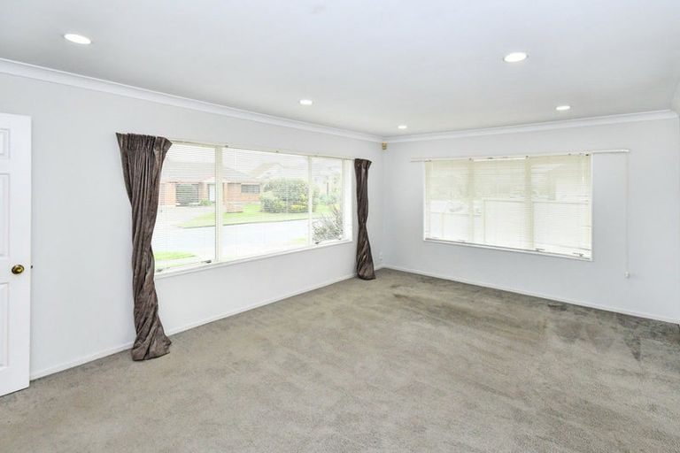 Photo of property in 1/132 Millhouse Drive, Northpark, Auckland, 2013