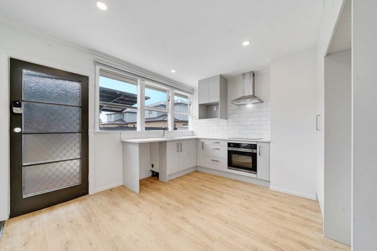 Photo of property in 468c Massey Road, Mangere East, Auckland, 2024