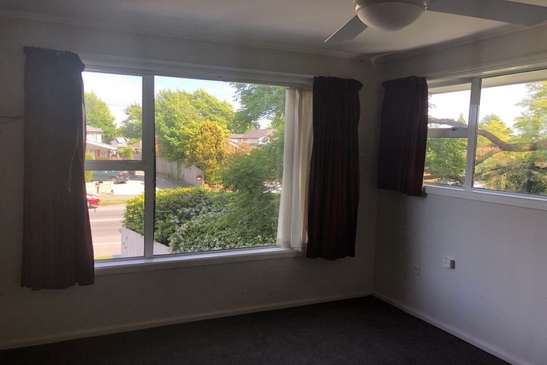 Photo of property in 124 Waimairi Road, Ilam, Christchurch, 8041