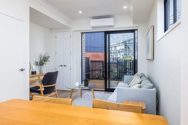 Photo of property in 42b Westgate Drive, Westgate, Auckland, 0614