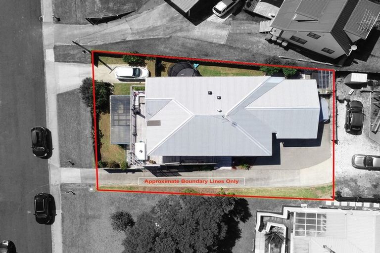 Photo of property in 1/6 Sundown Avenue, Manly, Whangaparaoa, 0930