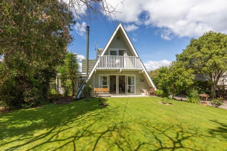 Photo of property in 62 Lord Rutherford Road North, Brightwater, 7022