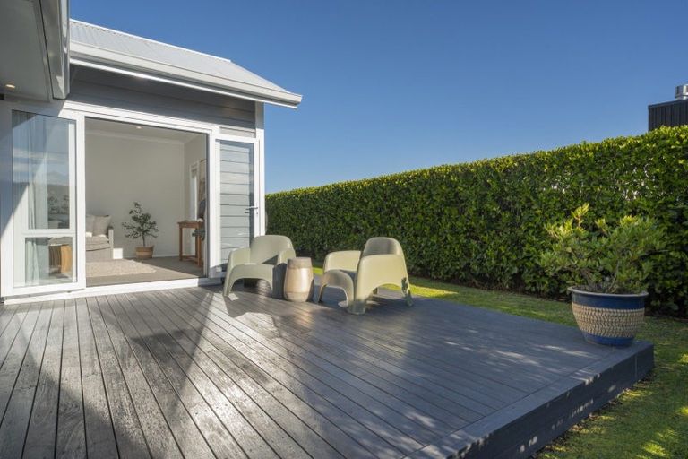 Photo of property in 328 Lakes Boulevard, Pyes Pa, Tauranga, 3112