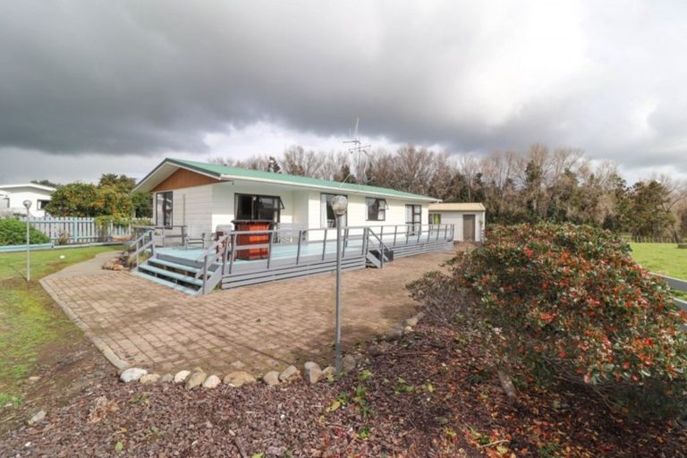 Photo of property in 18 Station Road, Puriri, Thames, 3578