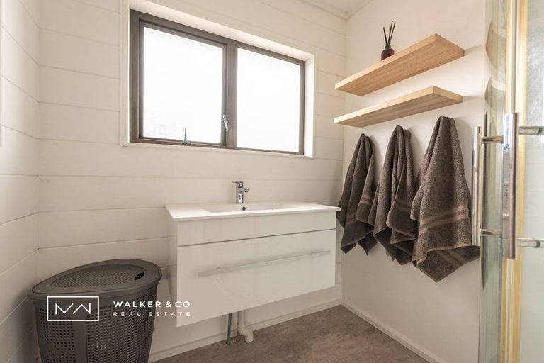 Photo of property in 84 Holdsworth Avenue, Trentham, Upper Hutt, 5018