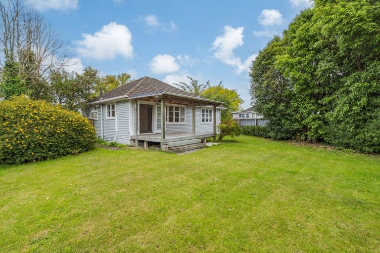 Photo of property in 38 Hollyford Avenue, Bryndwr, Christchurch, 8053