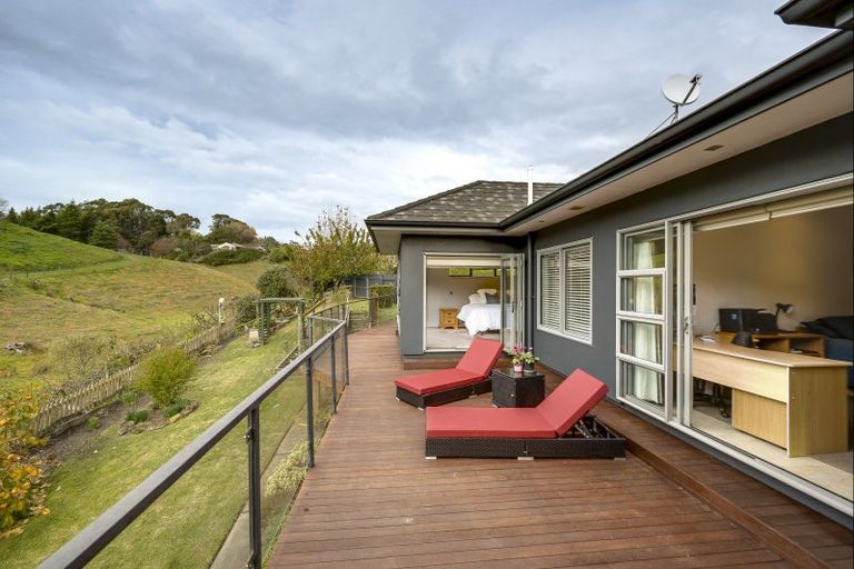 Photo of property in 12 Rochfort Road, Havelock North, 4130