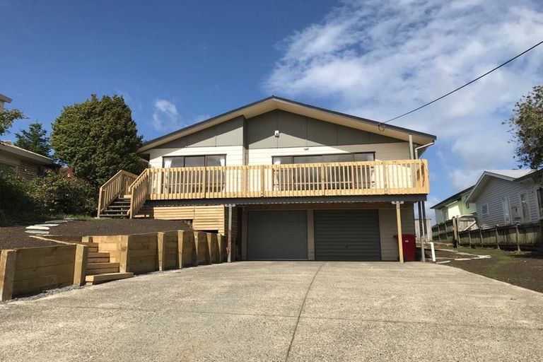 Photo of property in 750 East Coast Road, Pinehill, Auckland, 0630