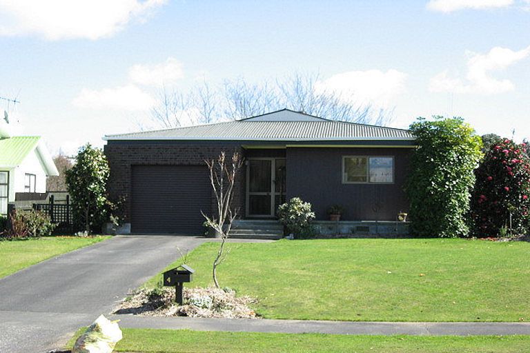 Photo of property in 4 Tennent Court, Marton, 4710