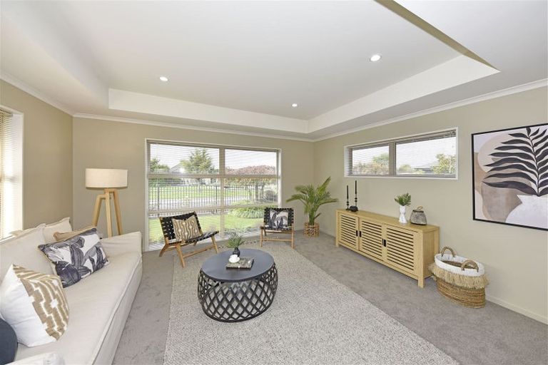 Photo of property in 14 Kilbrannan Close, Broomfield, Christchurch, 8042