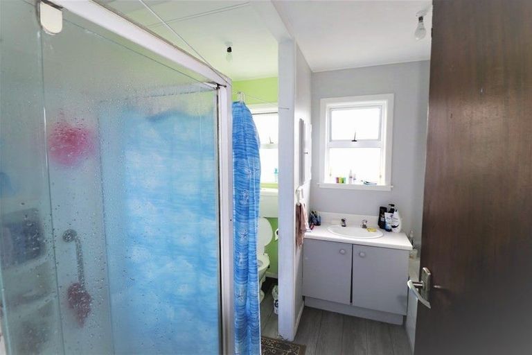 Photo of property in 28 Titoki Street, Castlecliff, Whanganui, 4501