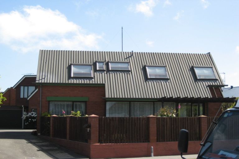 Photo of property in 3 Talltree Avenue, Avonhead, Christchurch, 8042