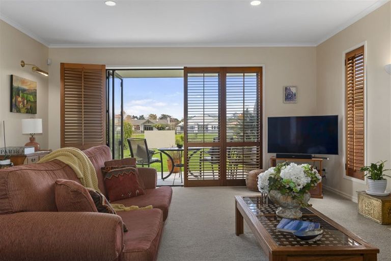 Photo of property in 42 Seychelles Drive, Papamoa Beach, Papamoa, 3118