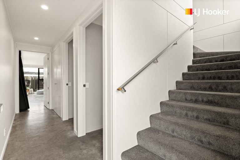 Photo of property in 108 Oxford Street, South Dunedin, Dunedin, 9012