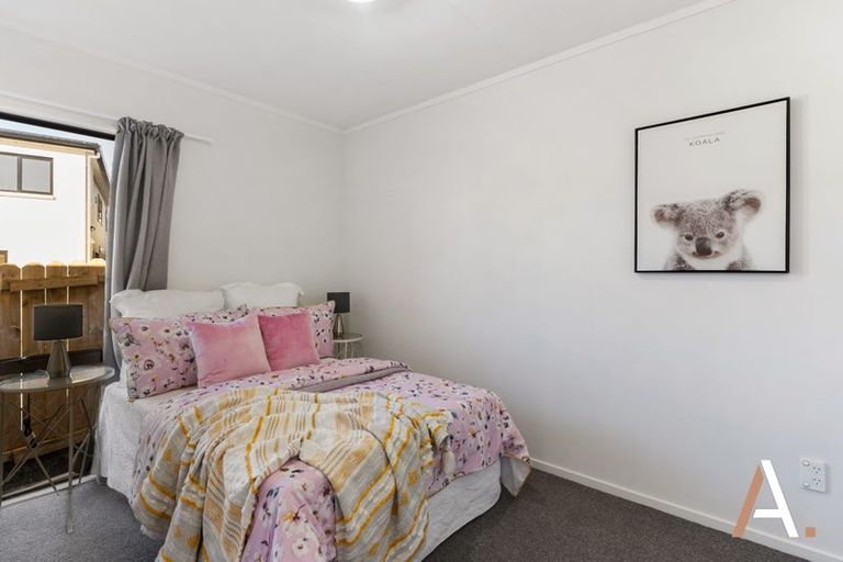 Photo of property in 12b Mataura Place, Clover Park, Auckland, 2019