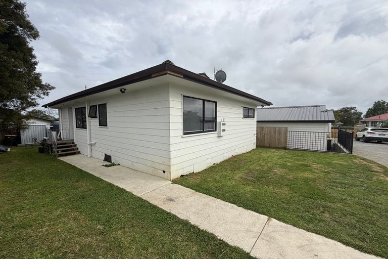 Photo of property in 131 Finlayson Avenue, Clendon Park, Auckland, 2103