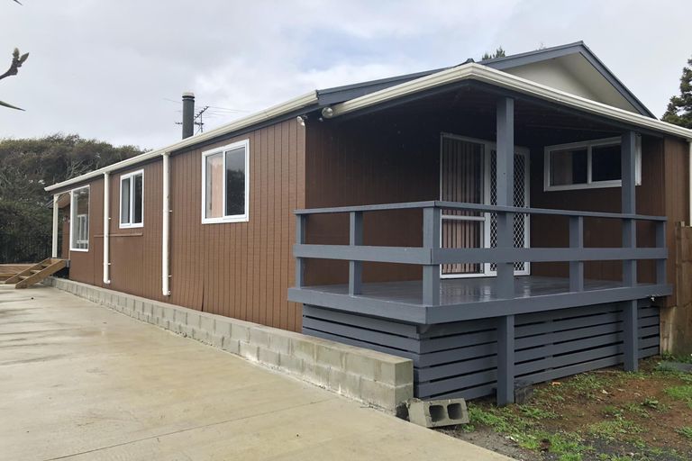 Photo of property in 1182 Waiuku Road, Waiuku, 2681