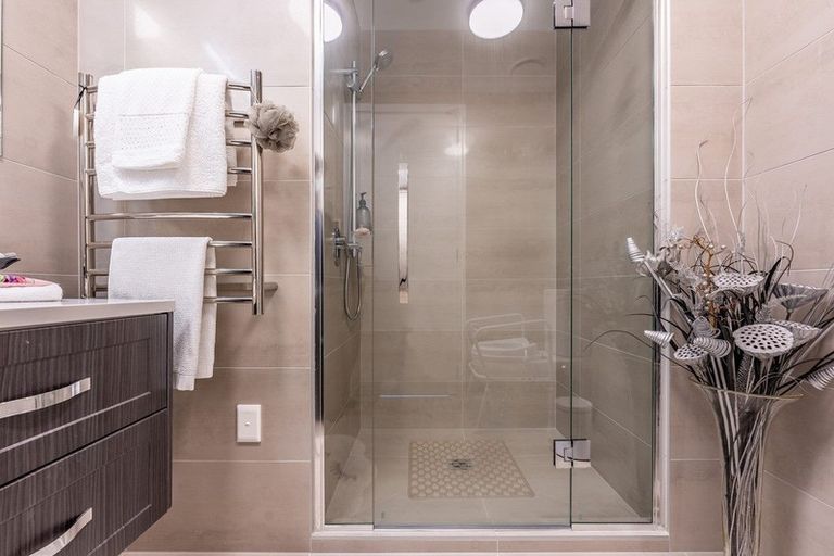 Photo of property in 207 Hibiscus Drive, Orewa, 0931