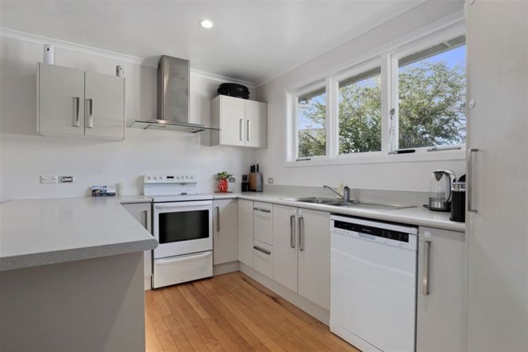 Photo of property in 34 Garden Heights Avenue, Glenview, Hamilton, 3206