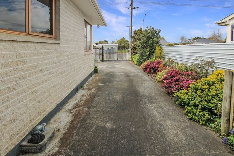 Photo of property in 18 Johnston Street, Foxton, 4814