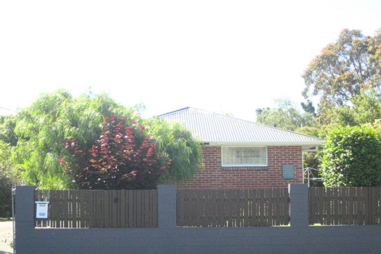 Photo of property in 283 Centaurus Road, Hillsborough, Christchurch, 8022