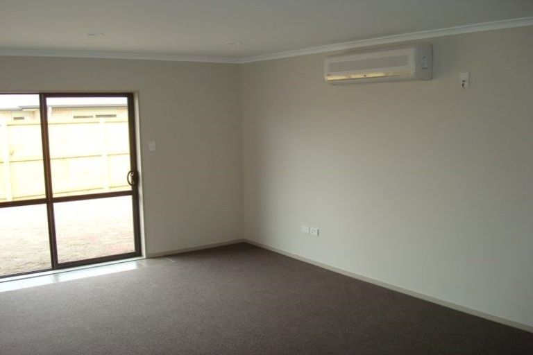 Photo of property in 14 Shrule Place, Huntington, Hamilton, 3210