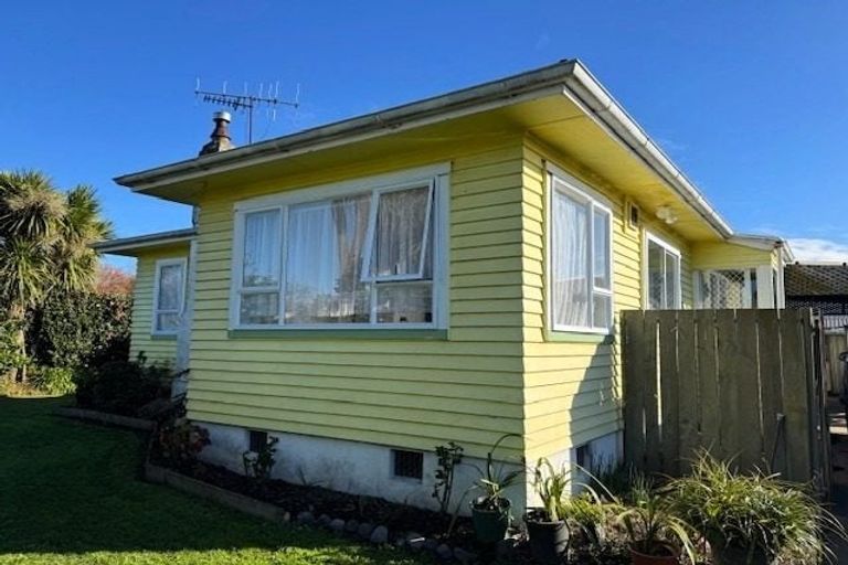 Photo of property in 906 Anson Street, Mayfair, Hastings, 4122