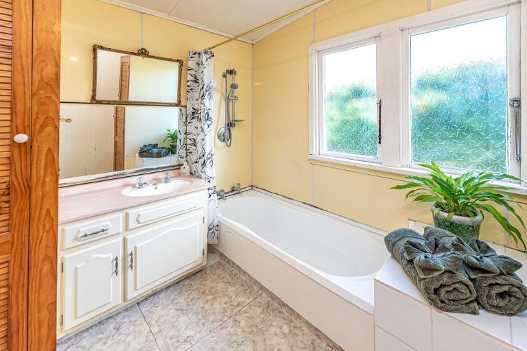 Photo of property in 57 Tawa Street, Gonville, Whanganui, 4501