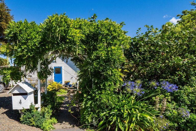 Photo of property in 4 Watson Street, Akaroa, 7520