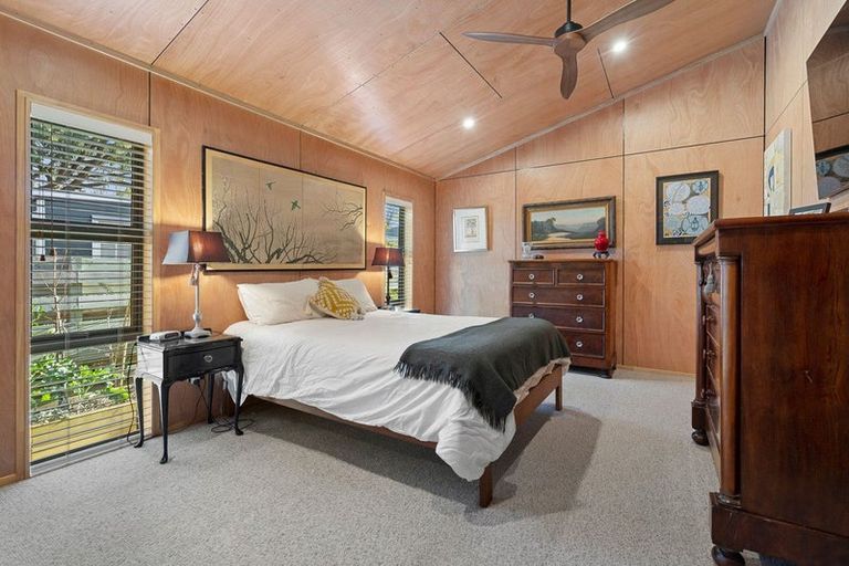 Photo of property in 79 Regent Street, Martinborough, 5711