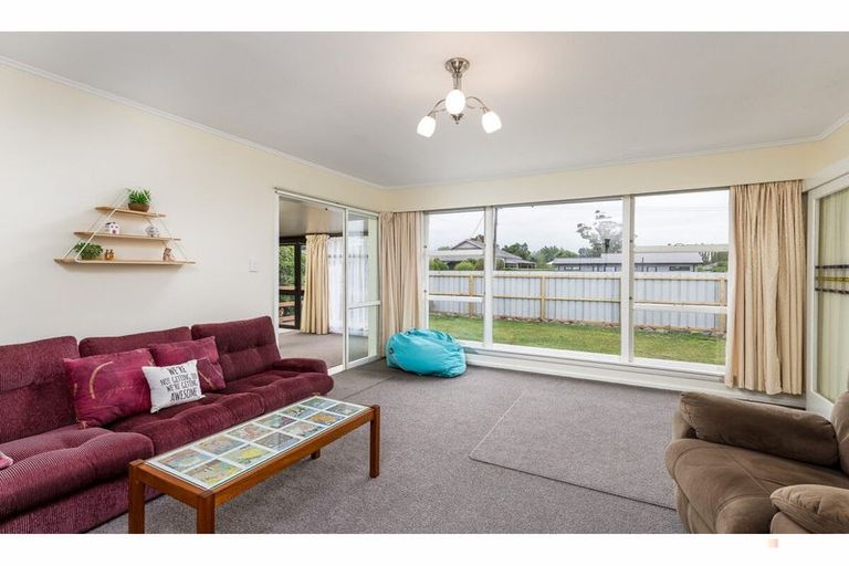 Photo of property in 6 Durham Street, Waimate, 7924