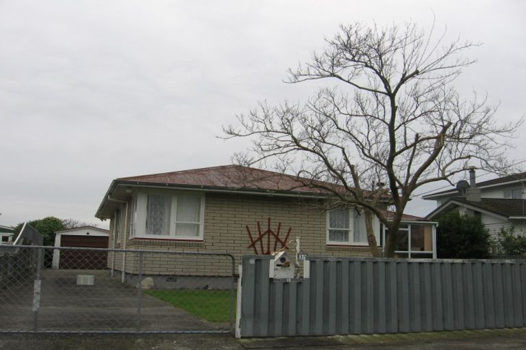 Photo of property in 36 Peters Avenue, Cloverlea, Palmerston North, 4412