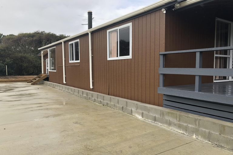 Photo of property in 1182 Waiuku Road, Waiuku, 2681