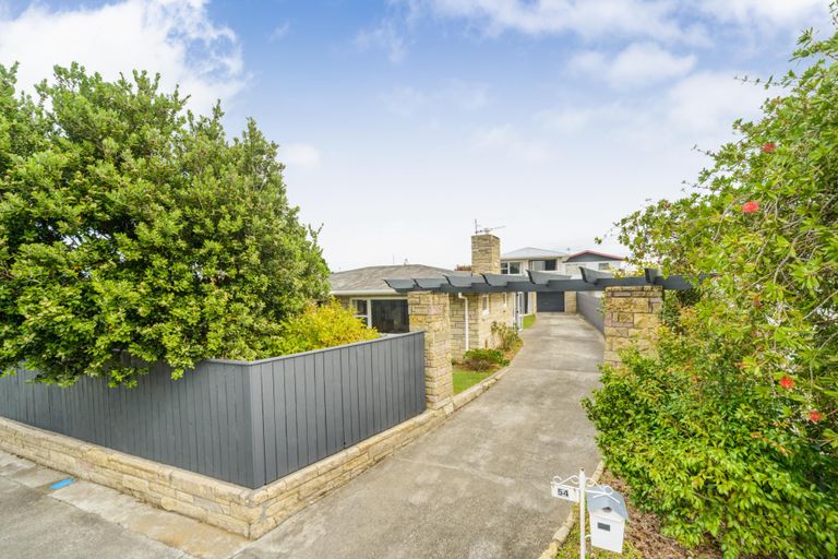 Photo of property in 54 Lockhart Avenue, Milson, Palmerston North, 4414