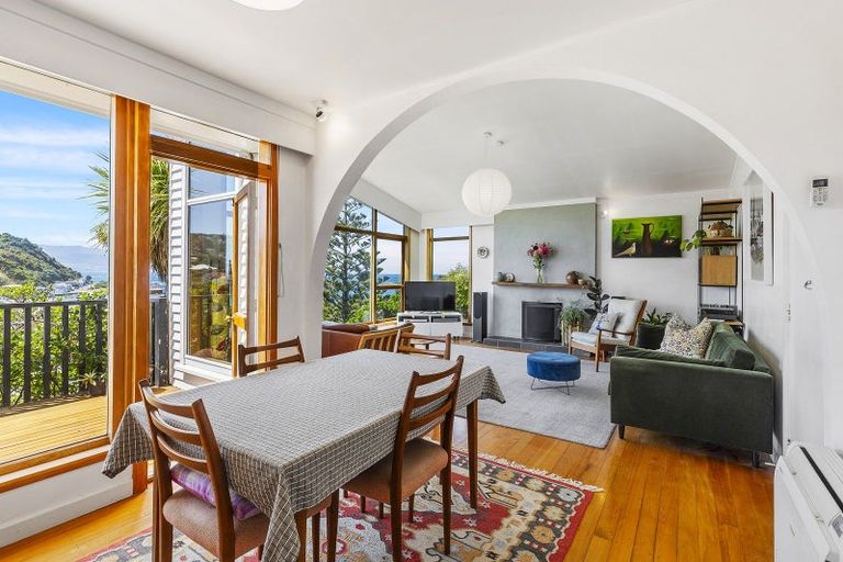 Photo of property in 156 Derwent Street, Island Bay, Wellington, 6023